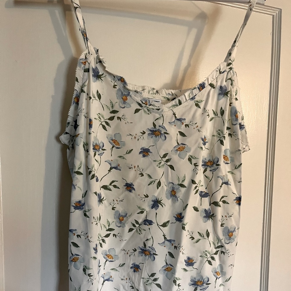 Old navy floral tank top.